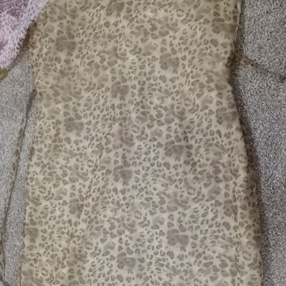 Selene Sport, 1x gown/robe - Picture 4 of 16